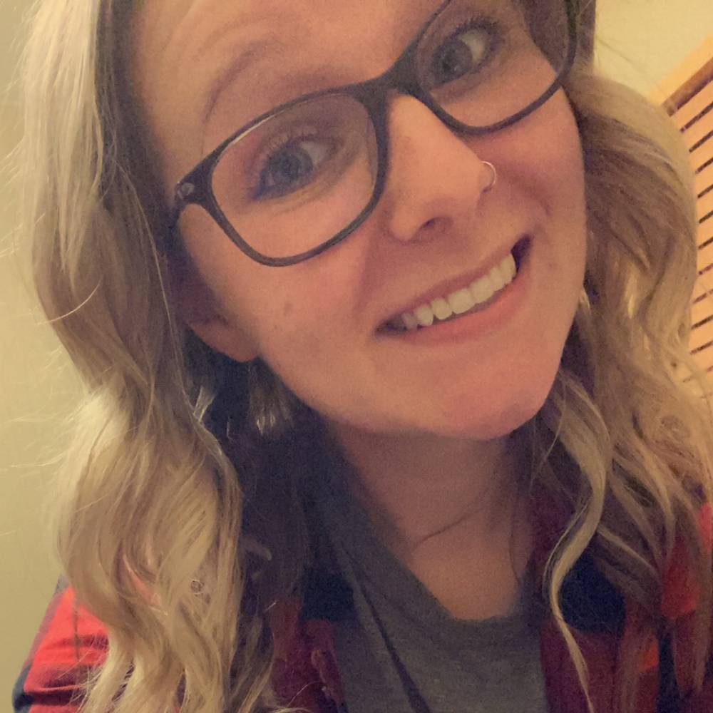 Meet your Posher, Brittany